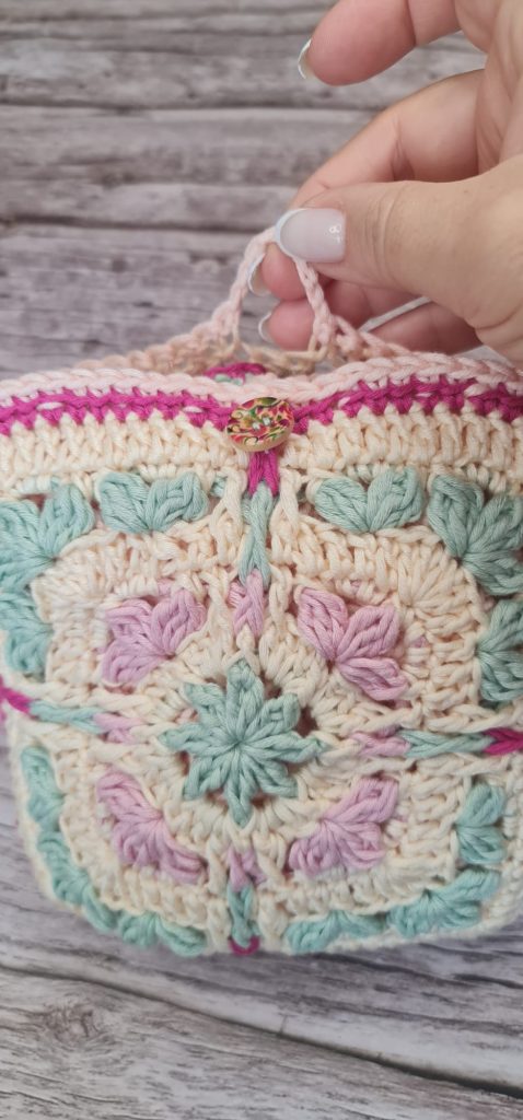 bolsa plegable tejida a crochet (1)